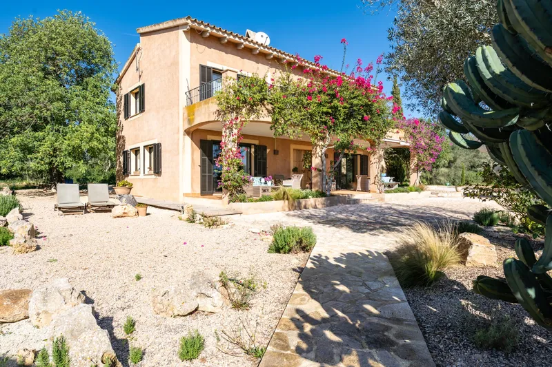 Authentic finca with tourist rental licence near Ses Salines — photo 5