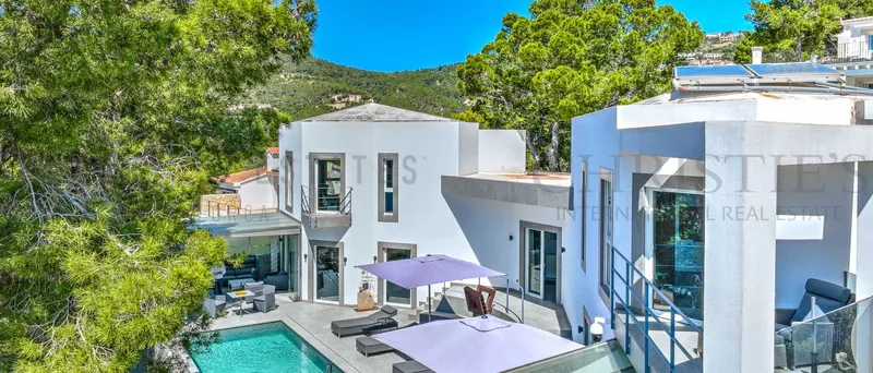 Designer villa in Puerto de Andratx with harbor views just a few minutes' walk to the yacht club — photo 1