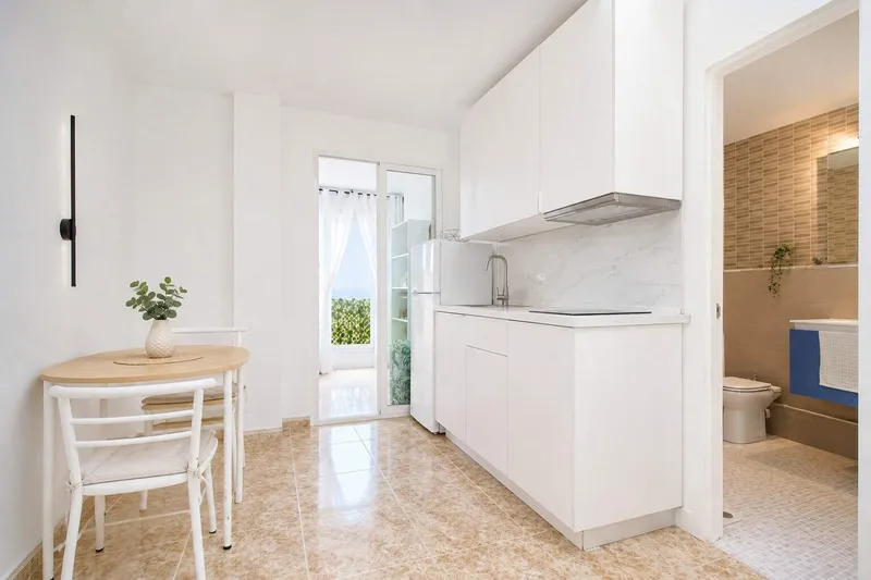198m² Penthouse with 6 rooms, 4 bathrooms and balcony for sale — photo 4