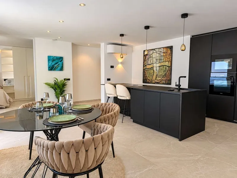Apartment for the most discerning guests with private beach access — photo 9