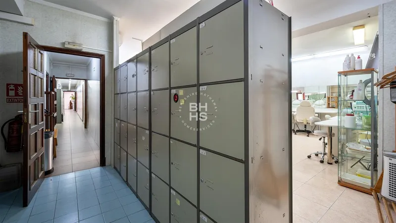 Commercial Premises for sale in Plaza del Olivar — photo 5