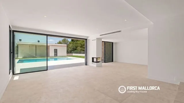 Villa for sale in Port de Pollença, Pollensa / Pollença, Mallorca — photo 8