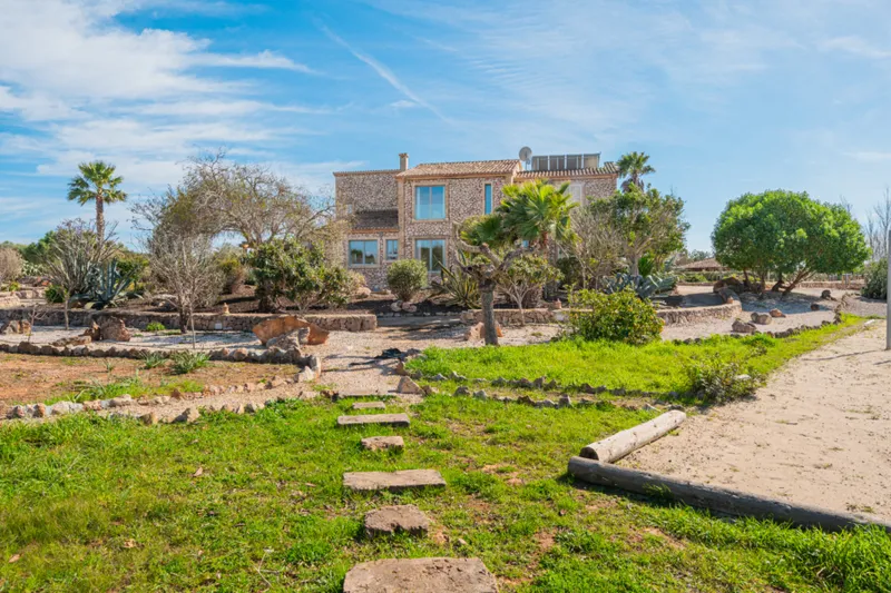Estate with rental license in Santanyi — photo 4