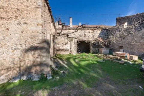 Detached house — photo 4