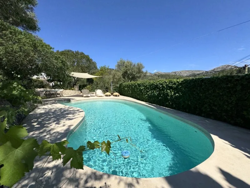 Charming 3-Bedroom Finca in the Picturesque Village of S'Arraco - S'Arraco - 3 Bedrooms, 180 m² — photo 1