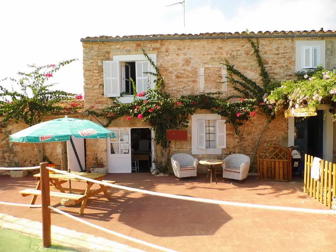 Finca with license for up to 23 places and pool near Calas de Mallorca — F 50 CM — photo 7