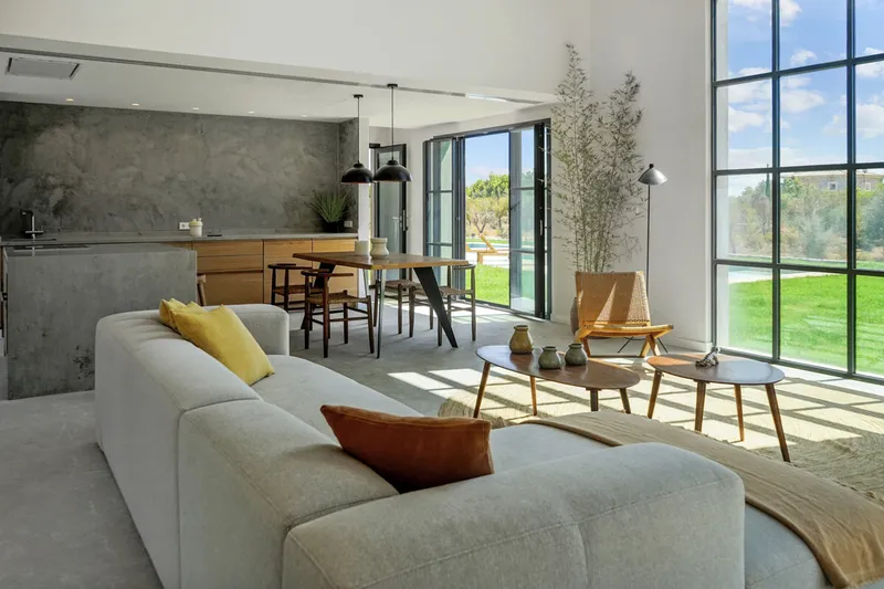 Impressive Newly Built Estate in Santa Maria — photo 3