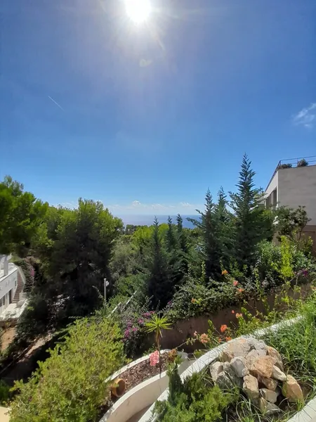 Exclusive apartment with sea view — photo 2