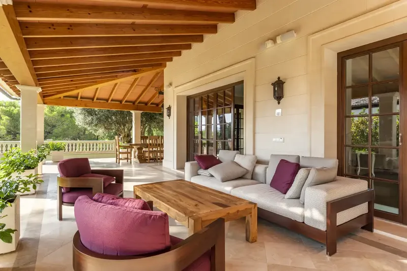 Charming and luxurious villa in Paguera with fantastic sea and mountain views, just steps from a fabulous beach — photo 5