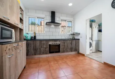 Ground floor with open plan in Son Roqueta — photo 10
