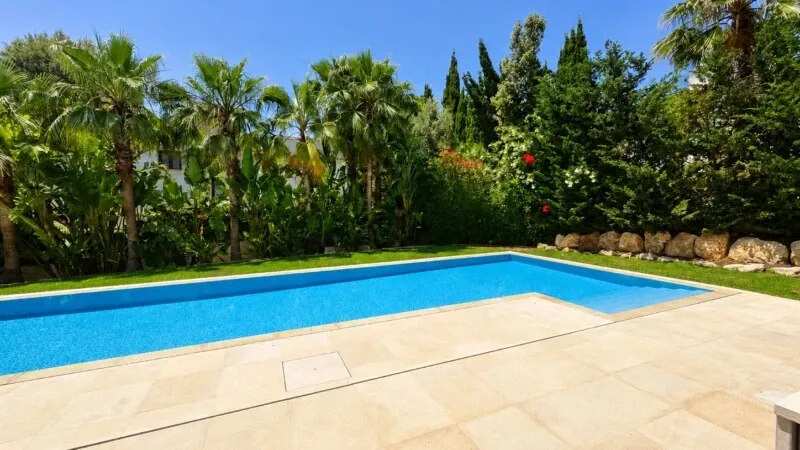 Impressive modern villa with rooftop sea views in Nova Santa Ponsa. — photo 12