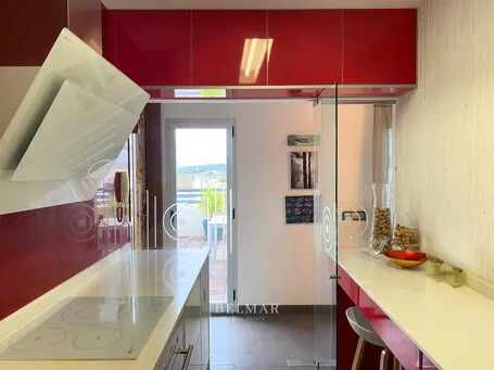 Modern top floor apartment with terrace in Sant Llorenç — photo 9