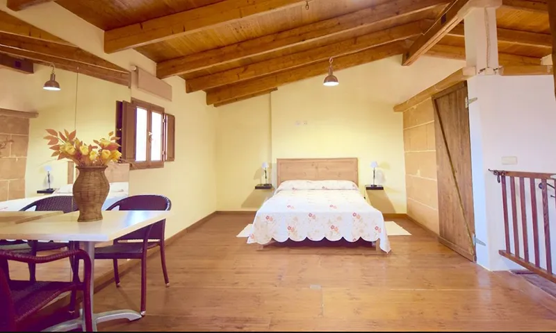 Charming village house with pool and holiday rental licence — photo 4