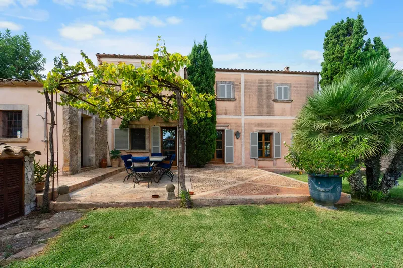 Authentic finca in Mediterranean style with panoramic views of Sant Salvador — photo 1