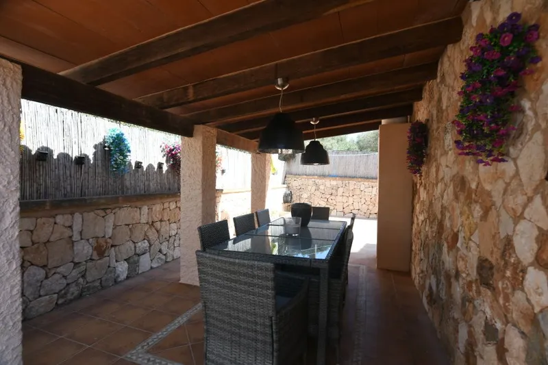 Beautiful villa with separate studio, 900 meters from Cala Santanyi beach — photo 4