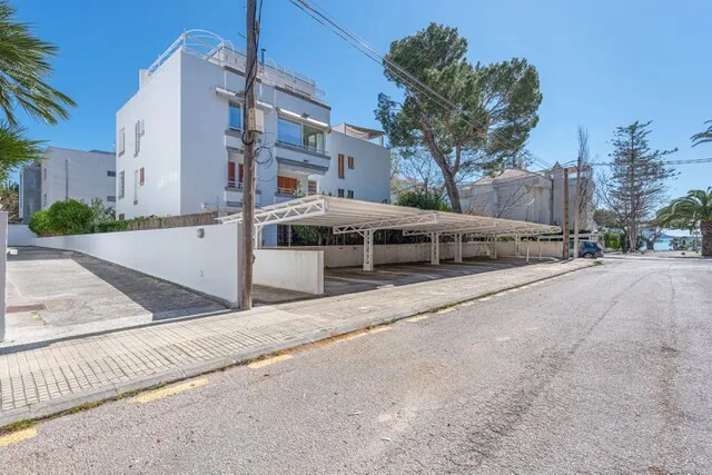 Lovely apartment near the sea for sale in Puerto Pollensa, North Mallorca — photo 11