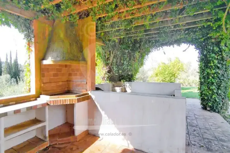 Excellent rustic finca built in 1999 a few meters from the town called 'Es Carritxo', a preferred place for many European investors — photo 1