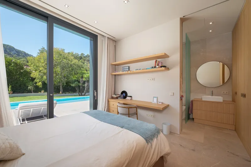 Villa with pool in Esporlas — photo 11