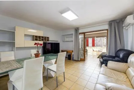 Flat in Llucmajor (S'Arenal) with 97 m² built surface, 8 m² terrace, 3 bedrooms, 1 bathroom, 130 m to the sea, lift — photo 1