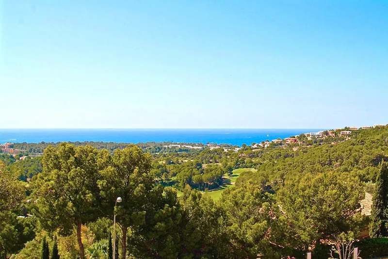 Project! Impressive luxury villa in Bendinat with views of the golf course and the sea — photo 3