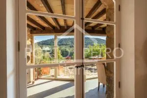 Ref. PRO218 – Traditional, rustic, natural stone finca – carefully modernized – in a sublime location with two separate houses, its own olive plantation and fantastic views of Bonany and Petra — photo 5