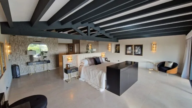 Exceptional Luxury Country Finca for Sale in Mallorca, Fully Renovated, Absolute Privacy — photo 4