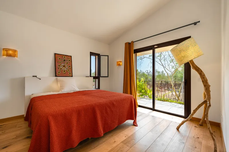 Single-story country house near Ses Salines with high level of privacy — photo 10