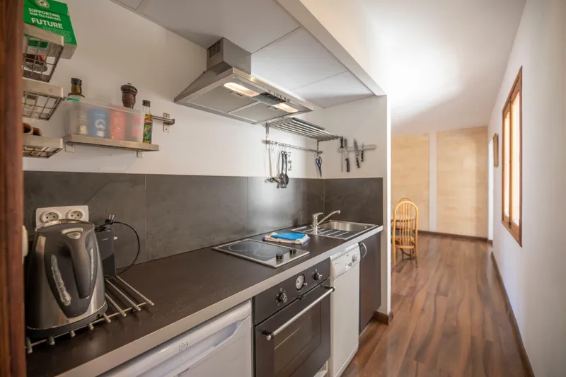 Stylish apartment in moorish townhouse in the centre of Fornalutx for longterm rent — photo 11