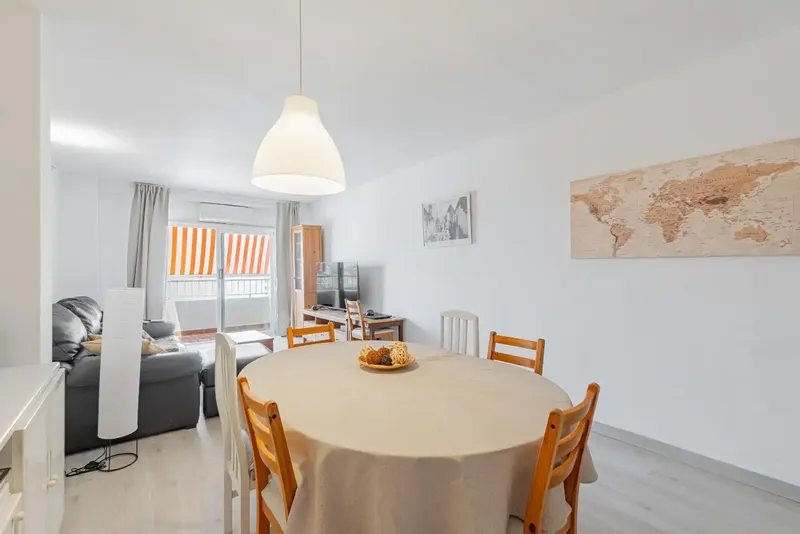 We present this fantastic apartment located in Nou Llevant, one of the most promising areas of Palma. It is a seventh floor with — photo 4