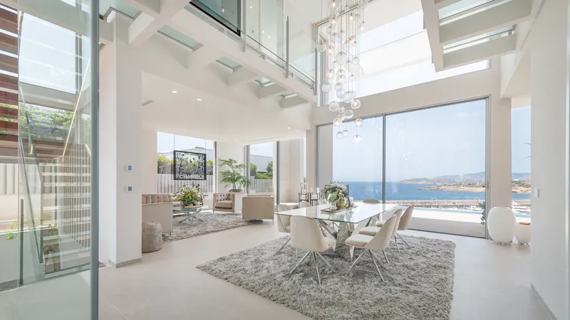 Spectacular designer villa for sale in Port Adriano with harbor and sea views — photo 2