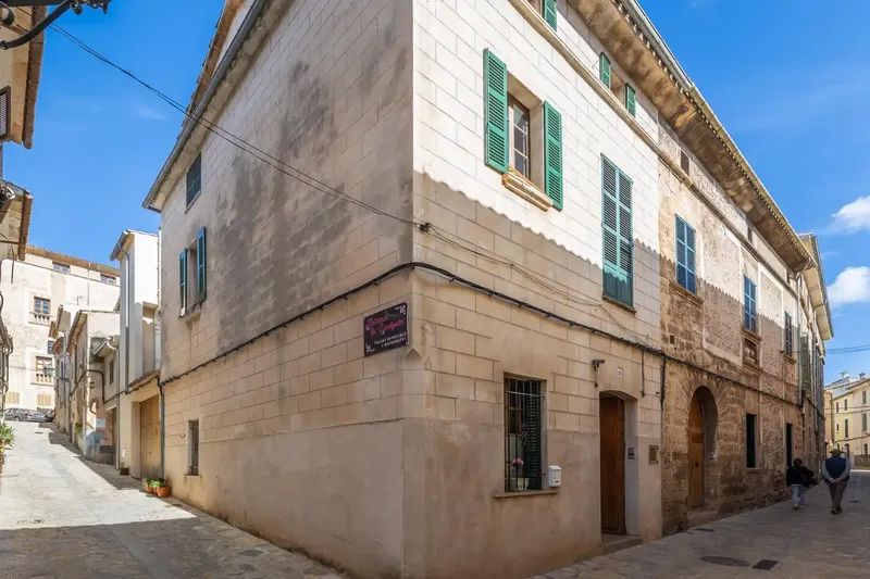 Pollença - Calle Hort. Town house fully renovated in the very center. — photo 3