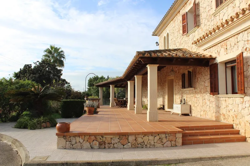 Imposing rustic chalet 360m2 in Inca — photo 5