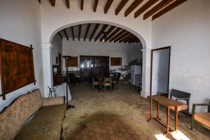 Jewel in the Countryside - Huge Plot with Large Finca in Porreras — photo 5
