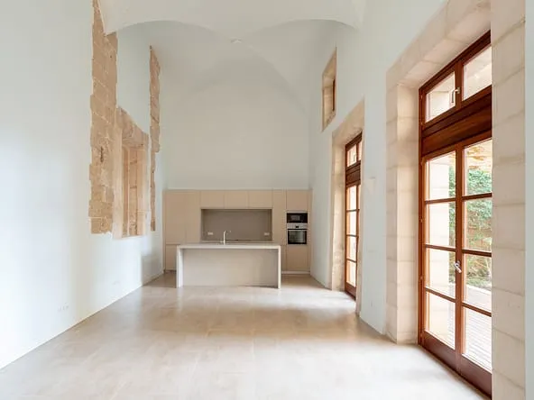 Renovated ground-floor residence in Palma's Old Town — photo 1
