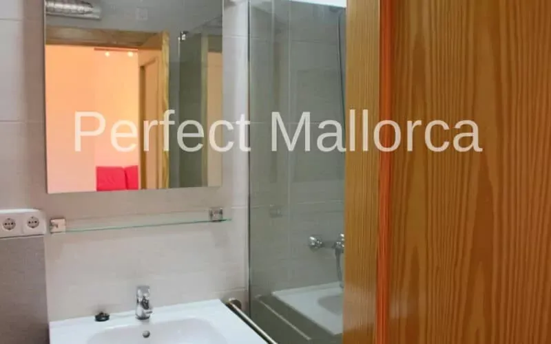 Well-kept mid-terraced house with sunny terrace in Cala Murada — photo 10