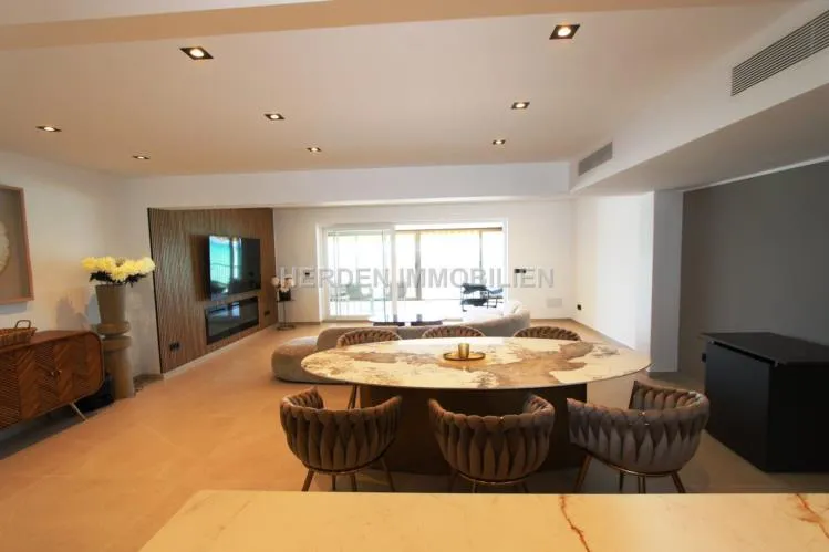 Exclusive luxury apartment on the first sea line at Playa de Palma — photo 7