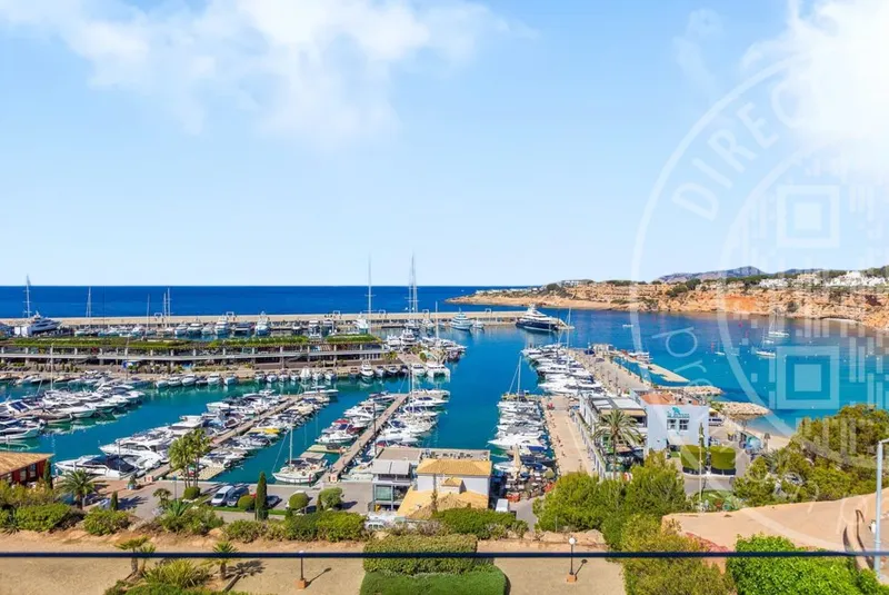 260707 – Exclusive Penthouse with Panoramic Sea & Marina Views — photo 2