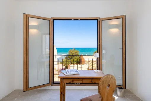 Banyalbufar, Exquisite villa with sea views and pool in Port des Canonge, just a few steps from the beach — photo 8