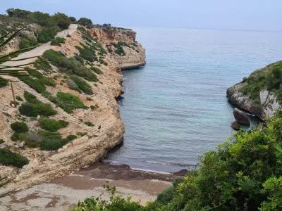 Urban Plot of Land - Manacor (Cales de Mallorca), Plot Surface 1213 m², 600 m to the Sea — photo 1