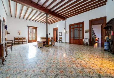Duplex apartment in the heart of Porreres — photo 1