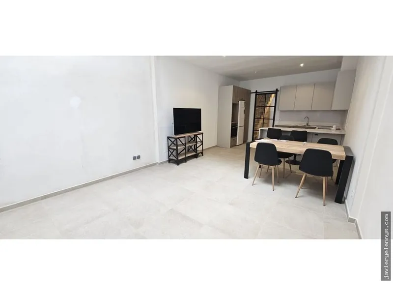 Rental of semi-detached house in Calle de la Pau — photo 10