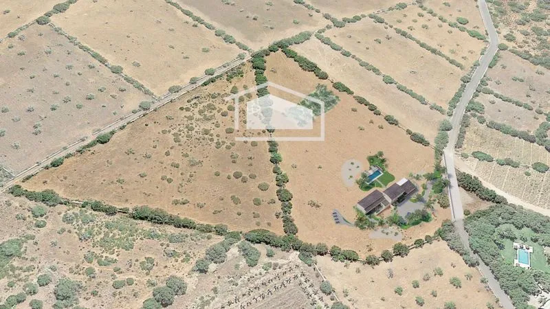 Rustic finca of 26,135 m² with housing project and pool near Ses Salines — photo 3