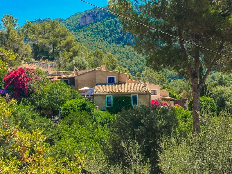 Ref. 2423C – Andratx – Very nice finca with pool and garden in a popular area with fantastic panoramic views — photo 1