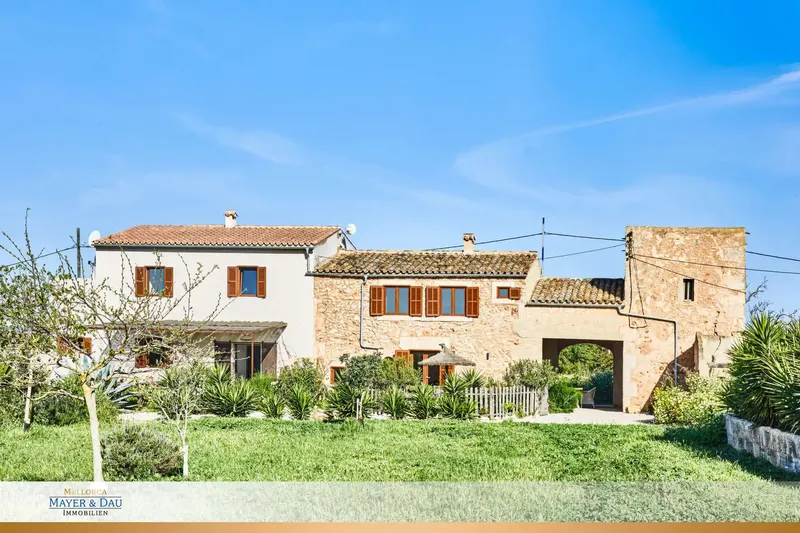 Extraordinary agrotourism project for sale on a plot of approximately 34,055 m² located in Campos. An opportunity — photo 1
