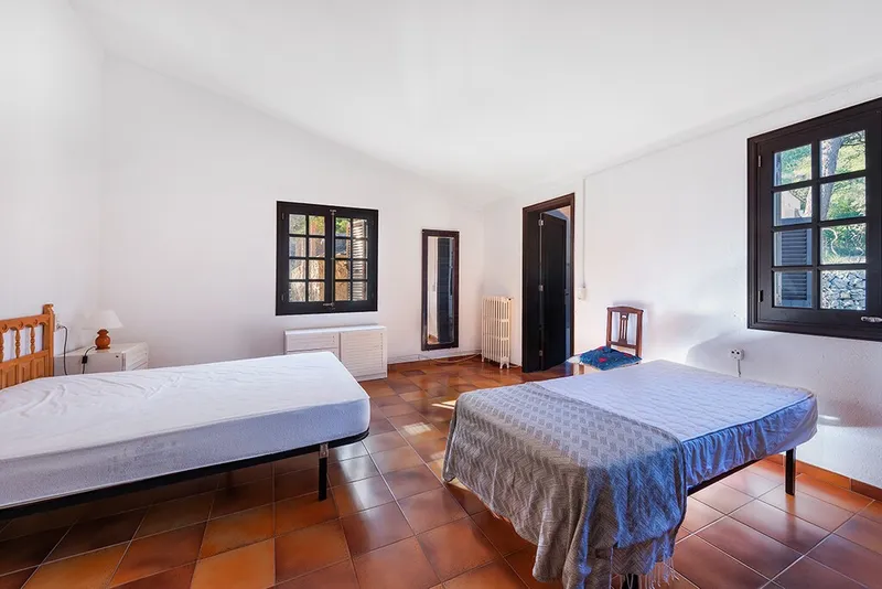 Pollença quiet location country property for sale with mountain view and covered terrace — photo 11