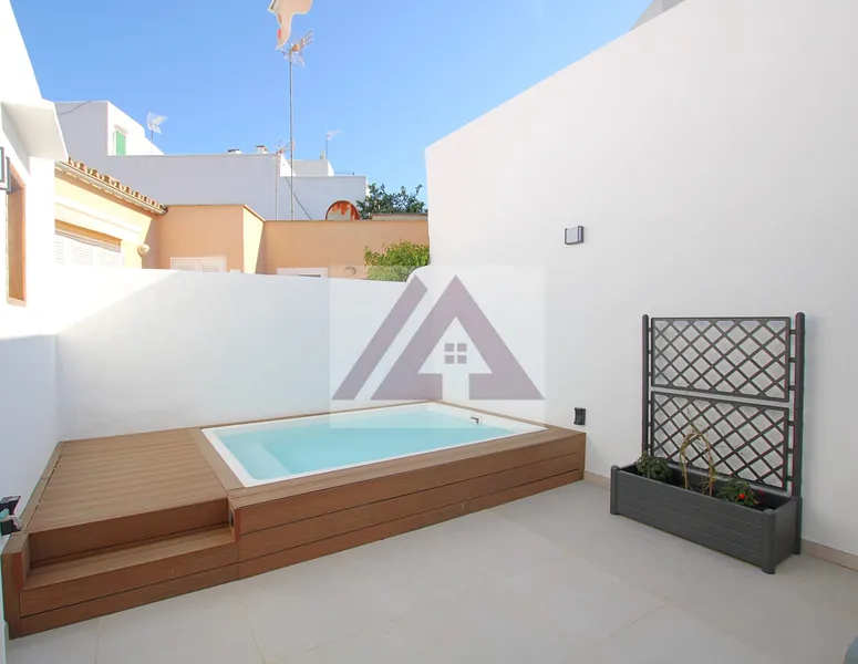 Village house for rent in Portocolom — photo 2