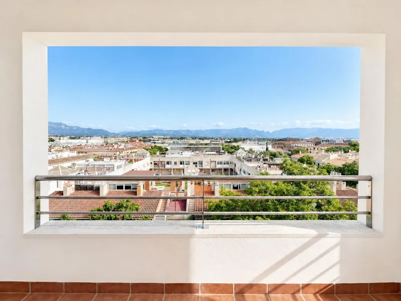 Penthouse with terrace and clear views in Son Busquets, Palma — photo 1