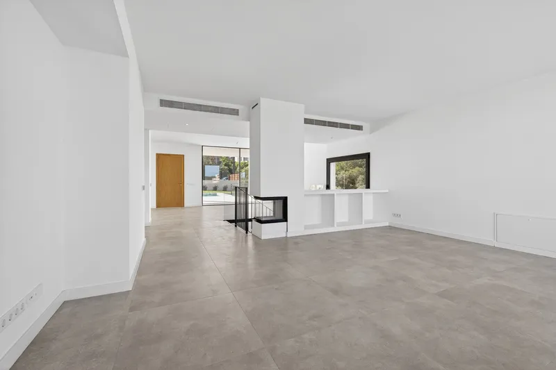 Contemporary villa with sweeping views close to Porto Petro harbor — photo 7