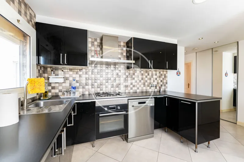 Apartment for sale near Calle Blanquerna — photo 10