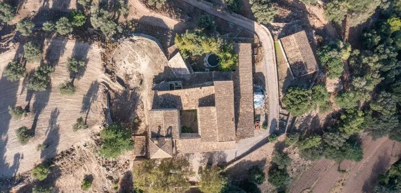 Historic estate with defense tower and 311 hectares with sea views near Estellencs — photo 9